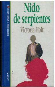 Portada NIDO DE SERPIENTES - VICTORIA HOLT - SALVAT