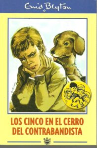 Portada LOS CINCO EN EL CERRO DEL CONTRABANDISTA - ENID BLYTON - RBA